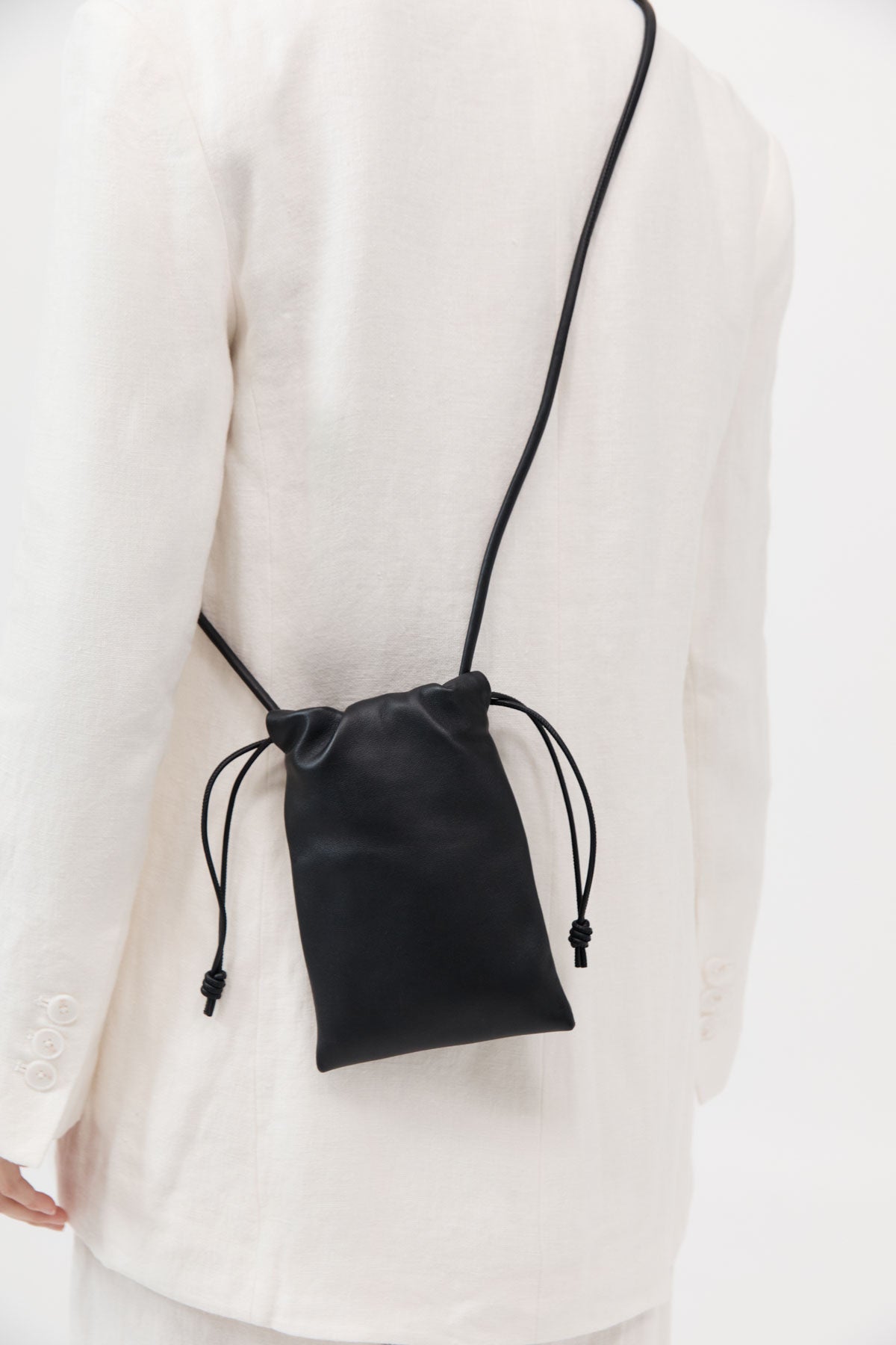 Soft Drawstring Pouch 柔軟皮革小袋 （黑色）