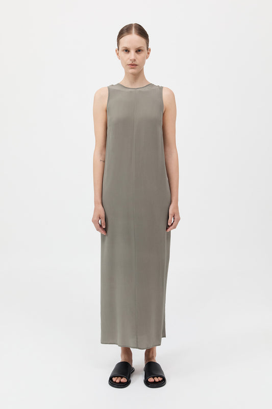 Drawstring Silk Dress 背面設計真絲洋裝 - 橄欖色