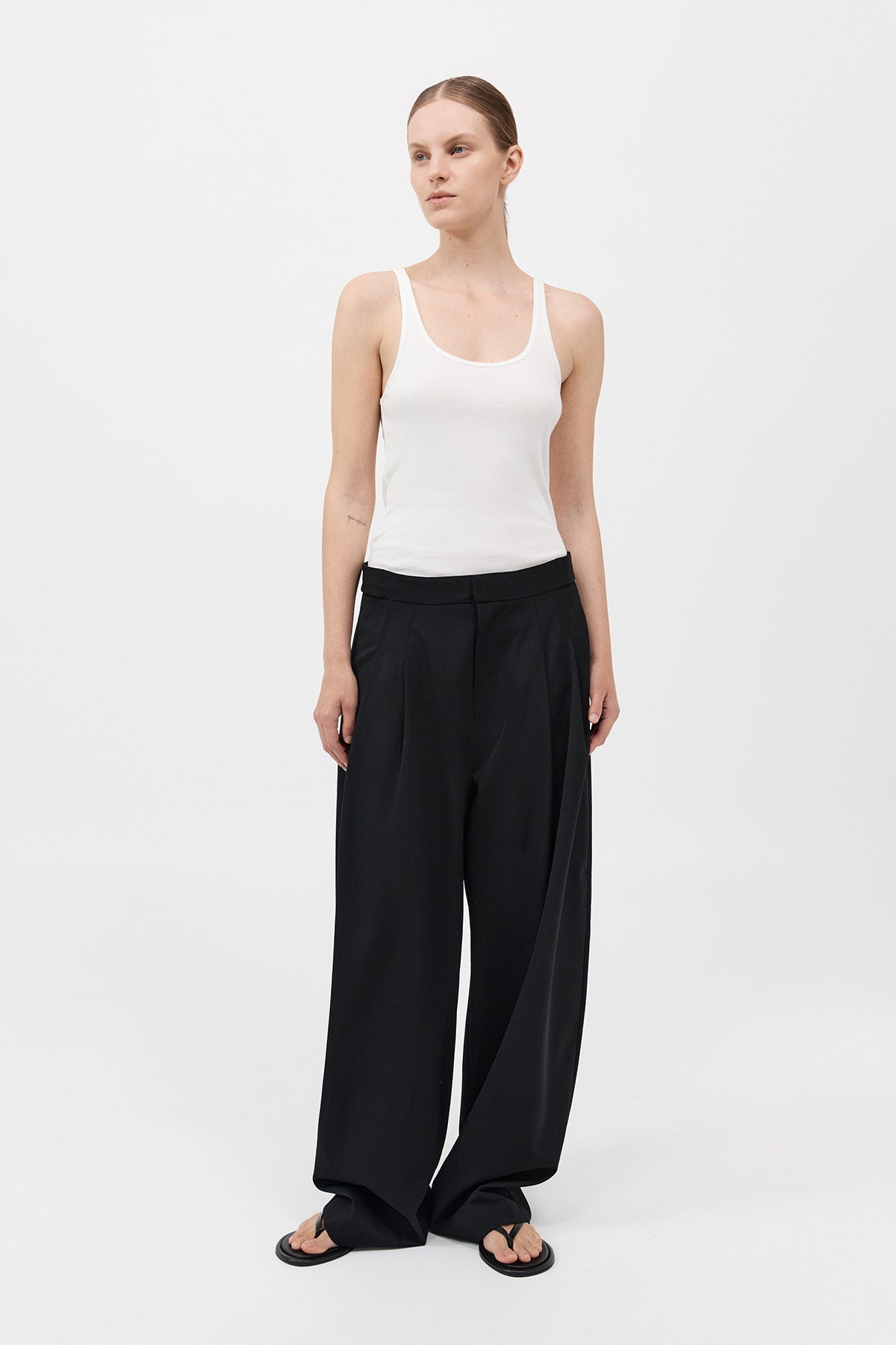 Adjustable Pants 可調節經典長褲