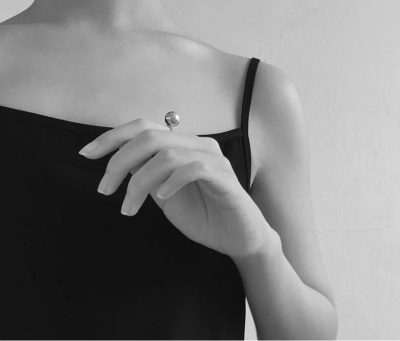 ANAIS BALL RING (銀）
