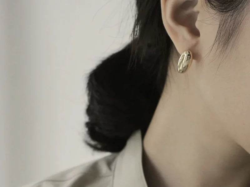 UNA FORM EARRINGS